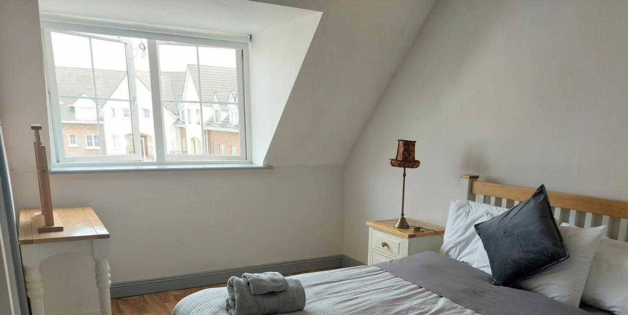 Cathedral Court Apartment Ennis Exterior foto